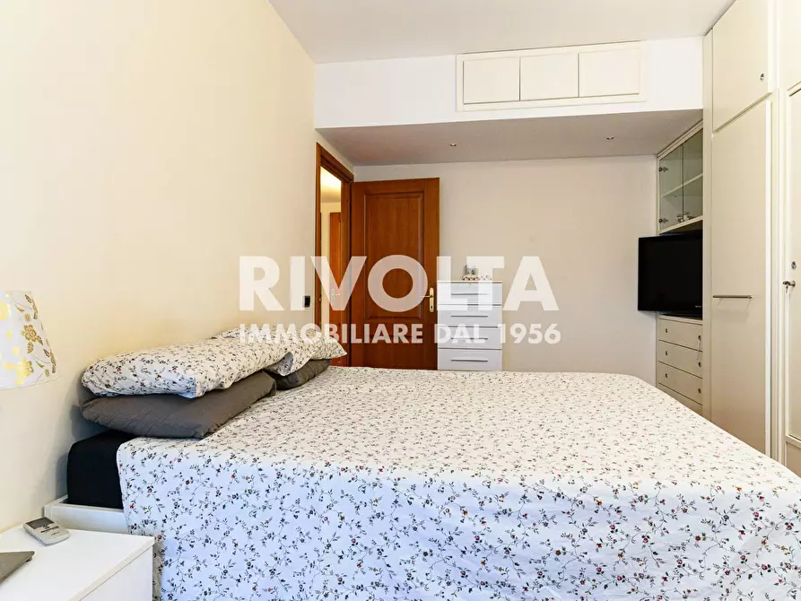 Immagine 23 di Appartamento in vendita  in via Majorana a Roma