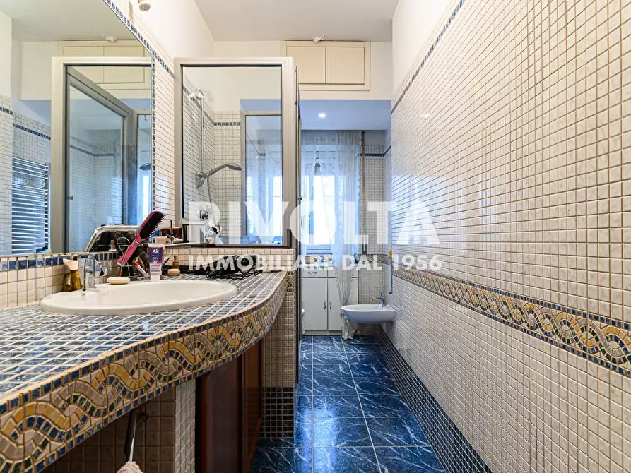 Immagine 26 di Appartamento in vendita  in via Majorana a Roma