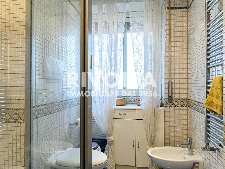 Immagine 27 di Appartamento in vendita  in via Majorana a Roma