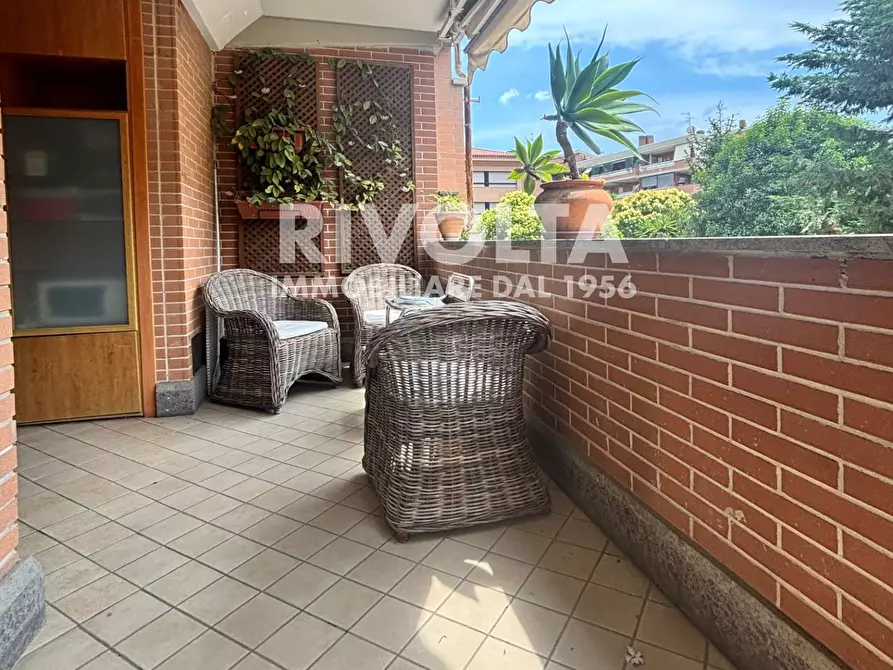 Immagine 1 di Appartamento in vendita  in Via Aurelia a Roma