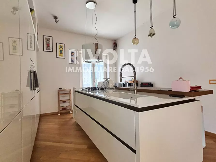Immagine 3 di Appartamento in vendita  in Via Di Vigna Stelluti a Roma
