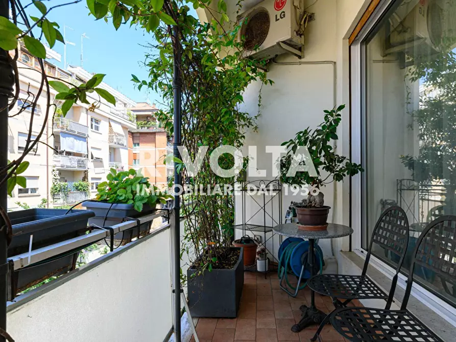 Immagine 17 di Appartamento in vendita  in Via Francesco Saverio Nitti a Roma