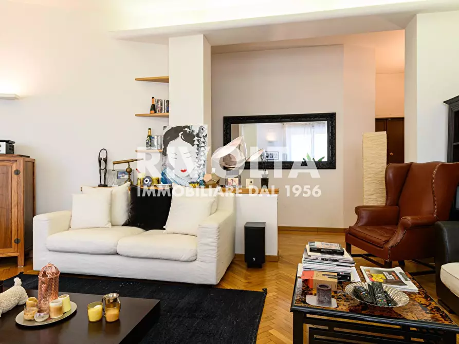 Immagine 5 di Appartamento in vendita  in Via Francesco Saverio Nitti a Roma