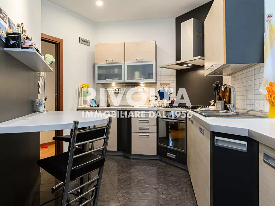 Immagine 25 di Appartamento in vendita  in Via Francesco Saverio Nitti a Roma