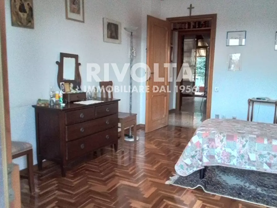 Immagine 3 di Appartamento in vendita  in Via Cassia a Roma