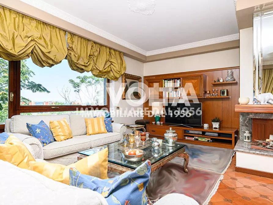 Immagine 1 di Appartamento in vendita  in Via Pietro Mascagni a Roma