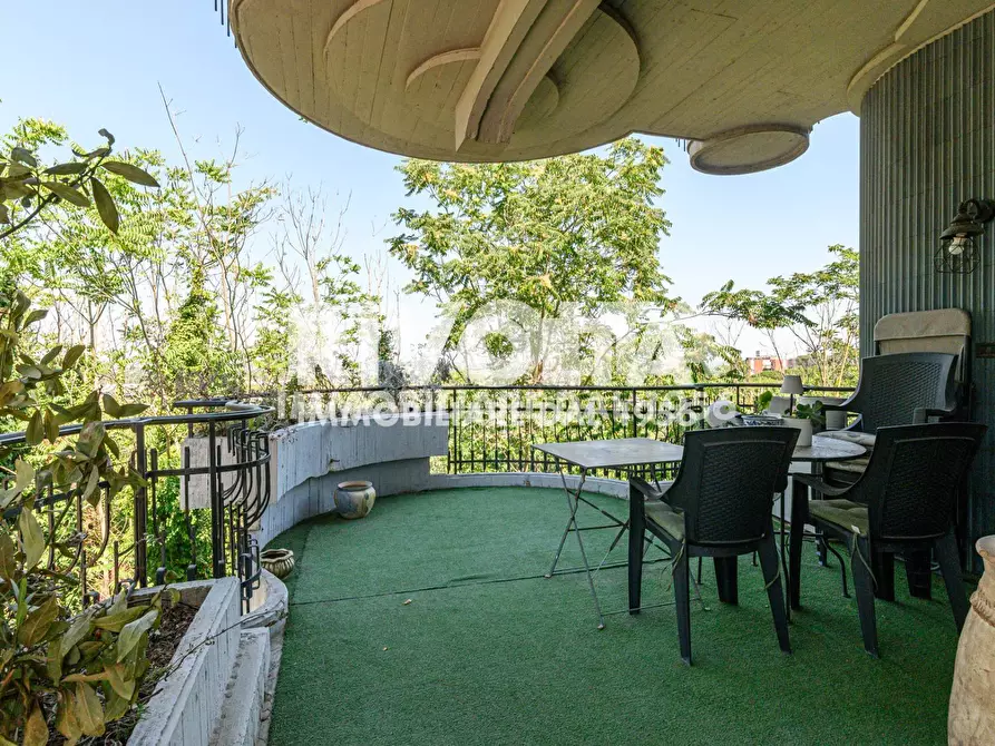 Immagine 14 di Appartamento in vendita  in Via Pietro Mascagni a Roma