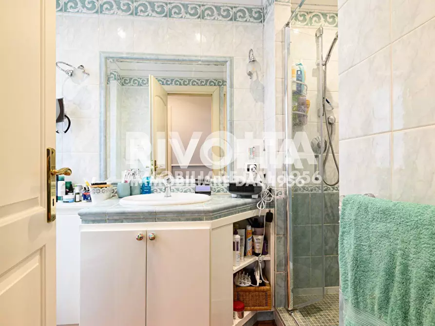 Immagine 28 di Appartamento in vendita  in Via Pietro Mascagni a Roma