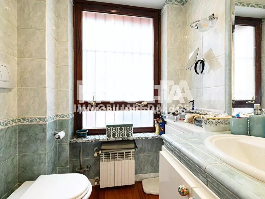 Immagine 30 di Appartamento in vendita  in Via Pietro Mascagni a Roma