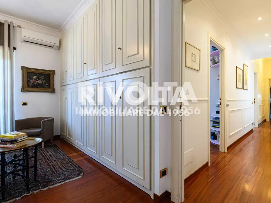 Immagine 39 di Appartamento in vendita  in Via Pietro Mascagni a Roma