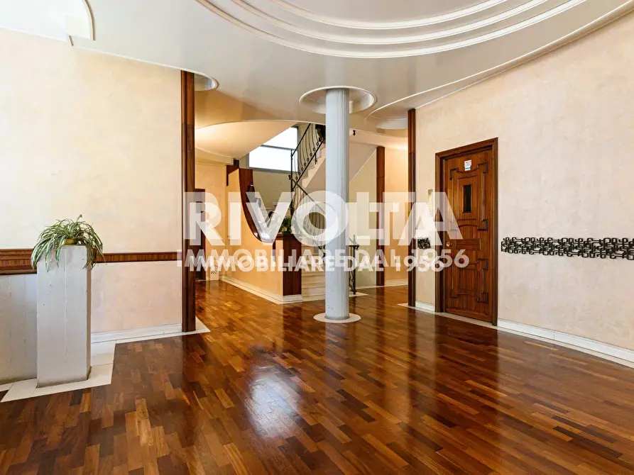 Immagine 42 di Appartamento in vendita  in Via Pietro Mascagni a Roma