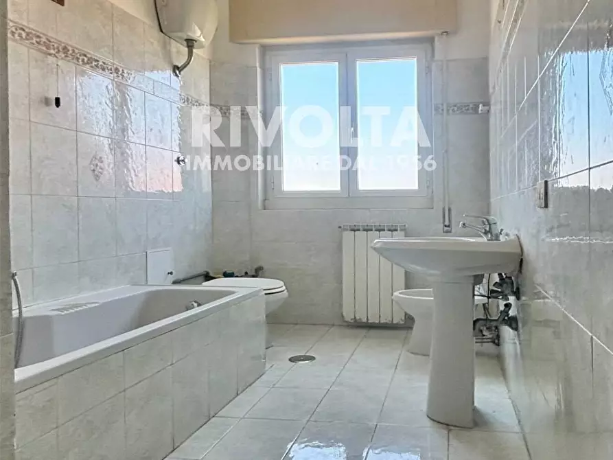 Immagine 9 di Appartamento in vendita  in VIA CARLO MARGOTTINI a Fiumicino