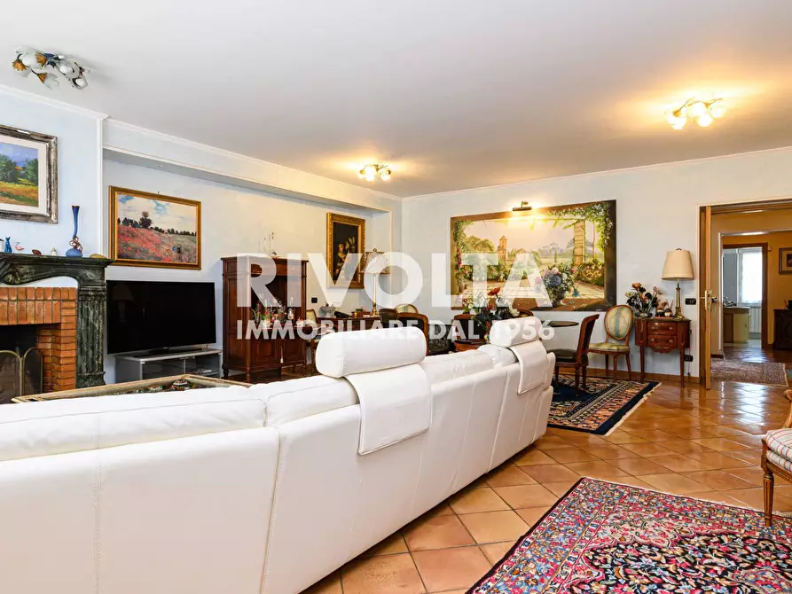 Immagine 34 di Villa in vendita  in Via della Giustiniana a Roma