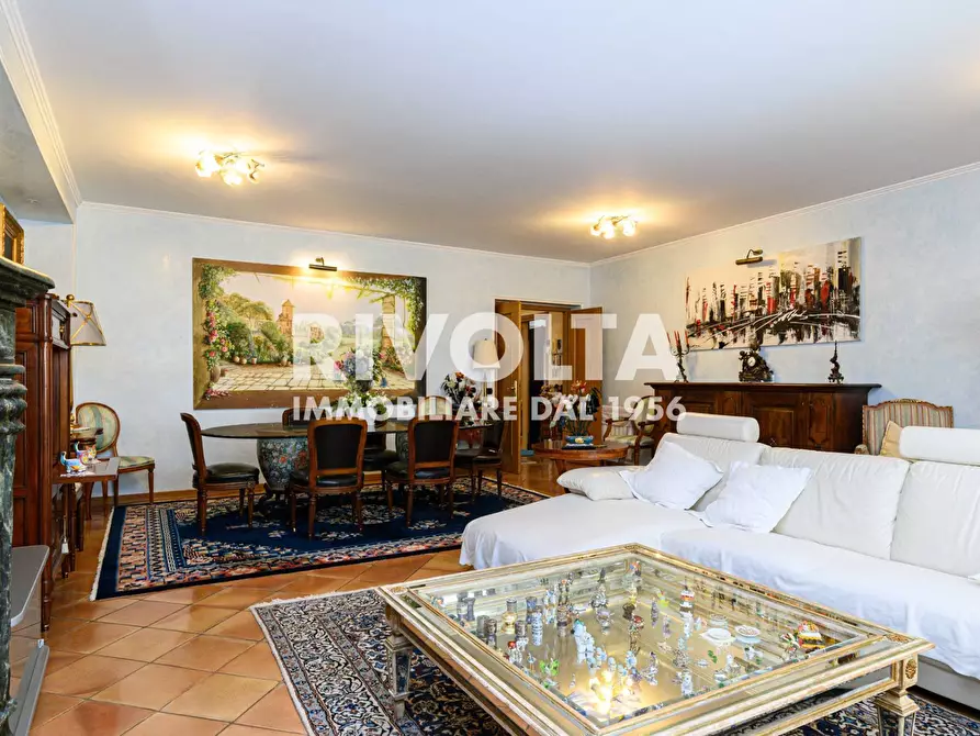 Immagine 36 di Villa in vendita  in Via della Giustiniana a Roma