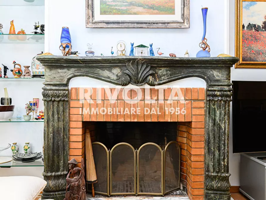 Immagine 38 di Villa in vendita  in Via della Giustiniana a Roma