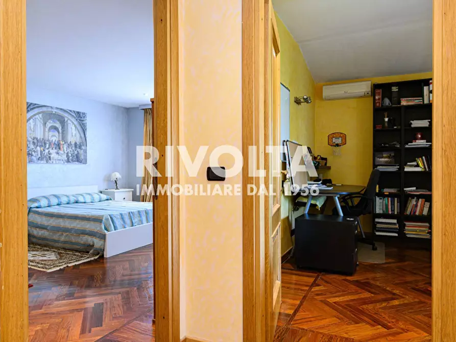 Immagine 42 di Villa in vendita  in Via della Giustiniana a Roma