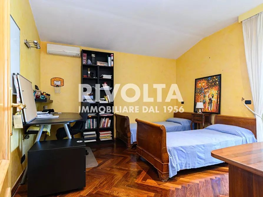 Immagine 43 di Villa in vendita  in Via della Giustiniana a Roma