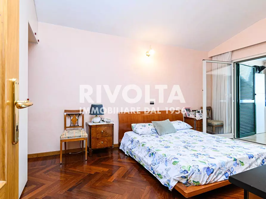 Immagine 53 di Villa in vendita  in Via della Giustiniana a Roma