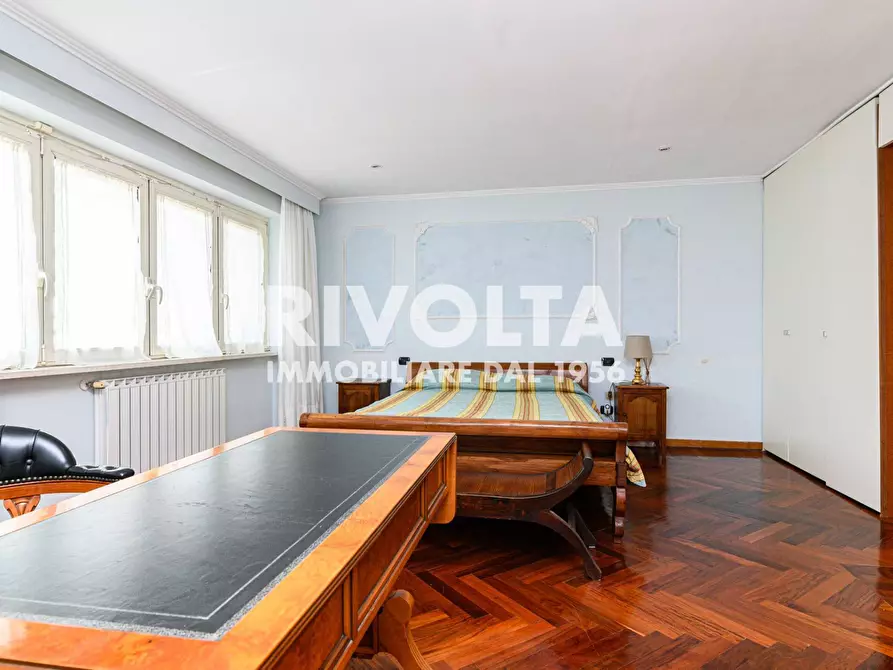 Immagine 60 di Villa in vendita  in Via della Giustiniana a Roma