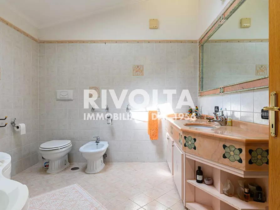 Immagine 63 di Villa in vendita  in Via della Giustiniana a Roma
