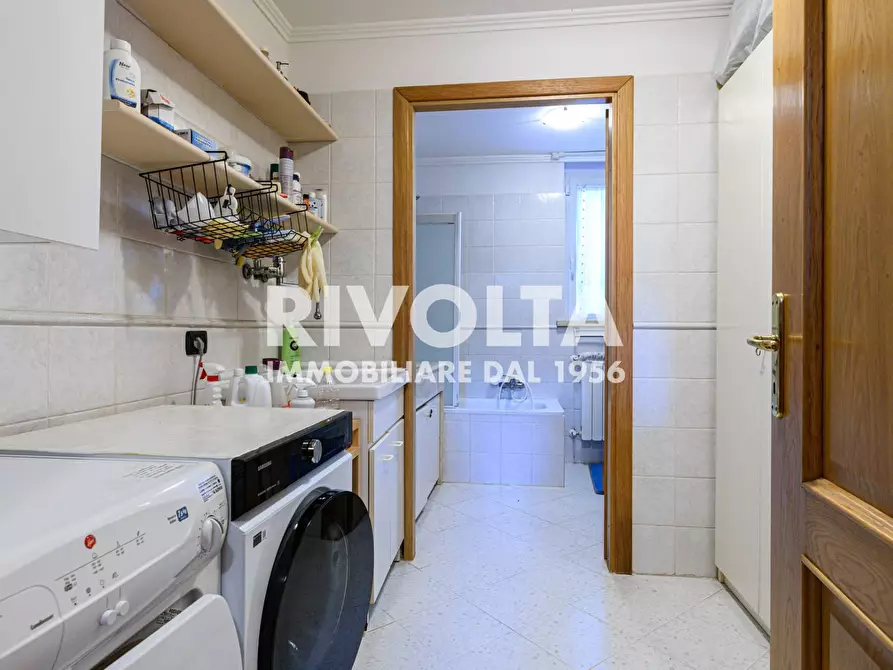 Immagine 69 di Villa in vendita  in Via della Giustiniana a Roma