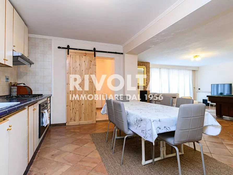 Immagine 77 di Villa in vendita  in Via della Giustiniana a Roma