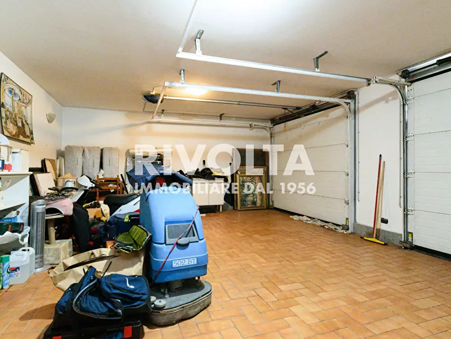 Immagine 80 di Villa in vendita  in Via della Giustiniana a Roma