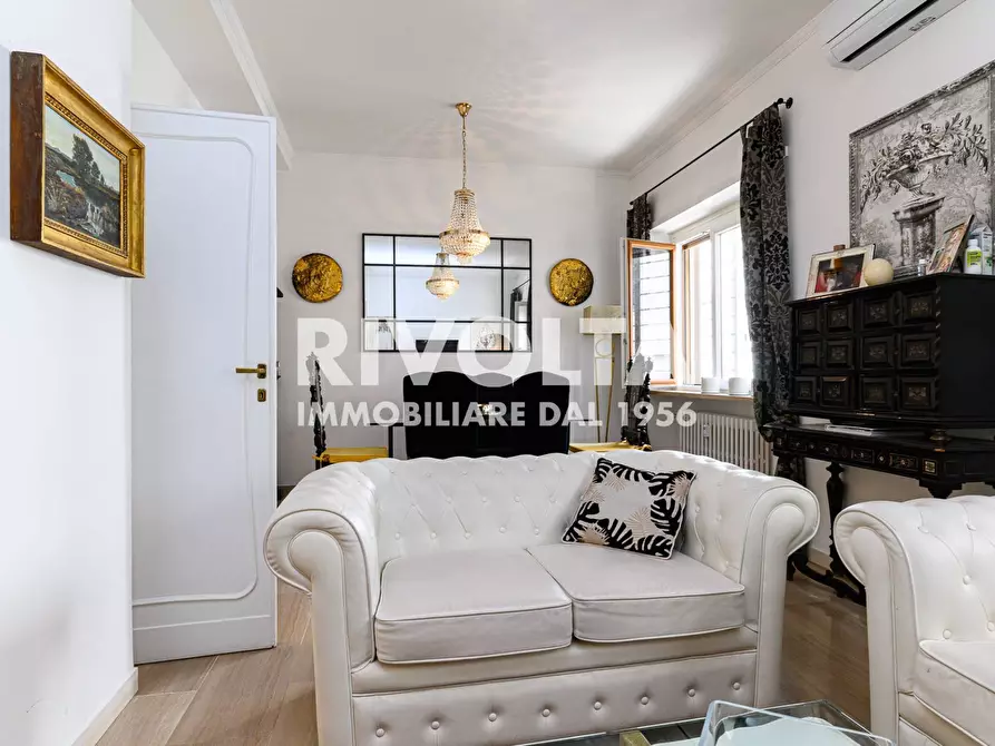 Immagine 5 di Appartamento in vendita  in via ximenes a Roma