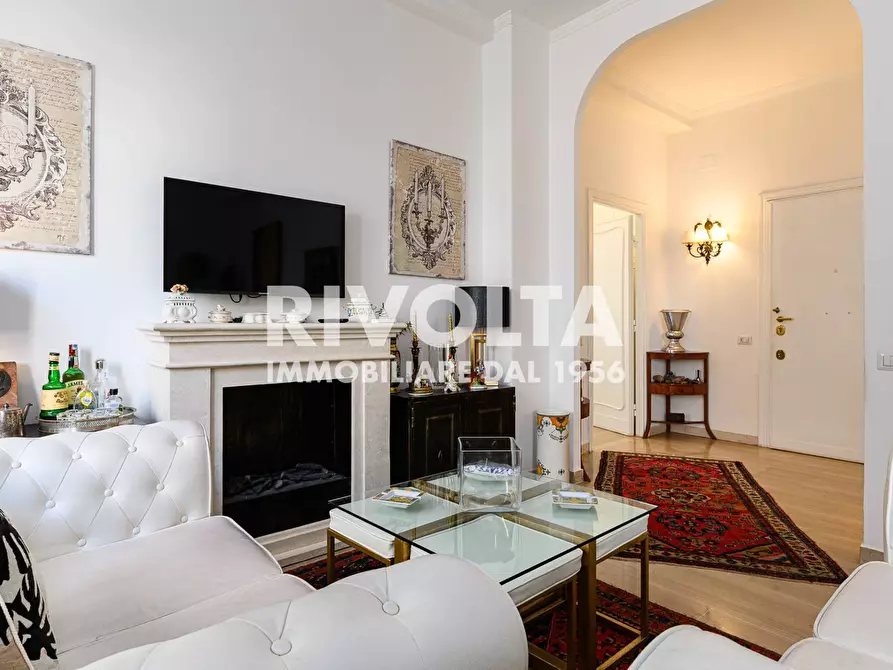 Immagine 7 di Appartamento in vendita  in via ximenes a Roma