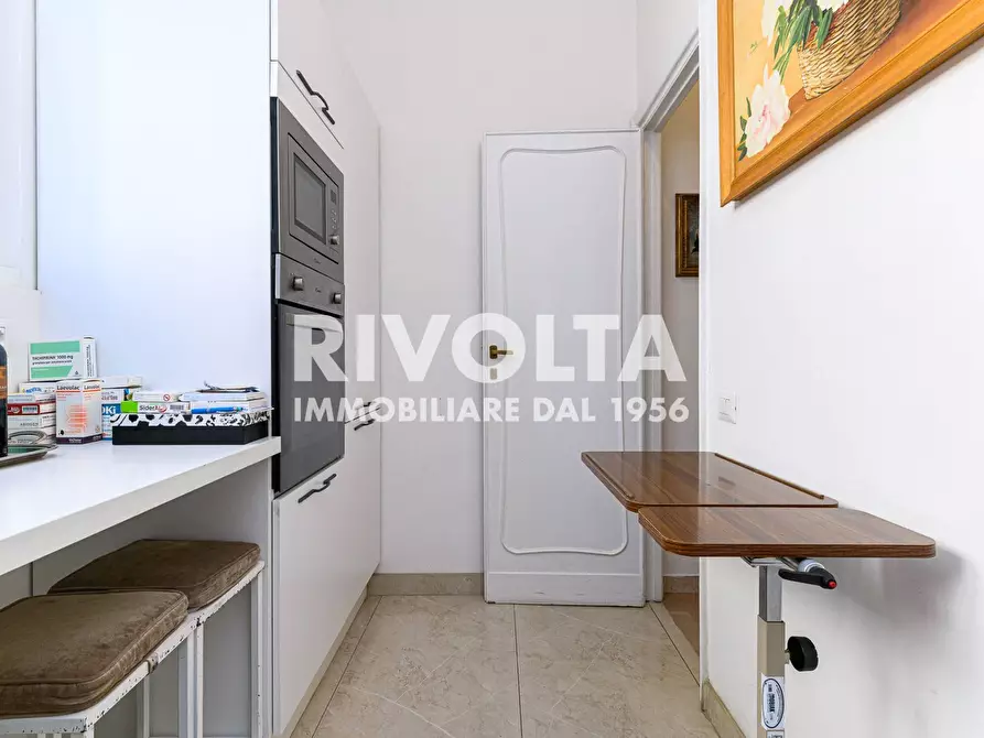 Immagine 13 di Appartamento in vendita  in via ximenes a Roma