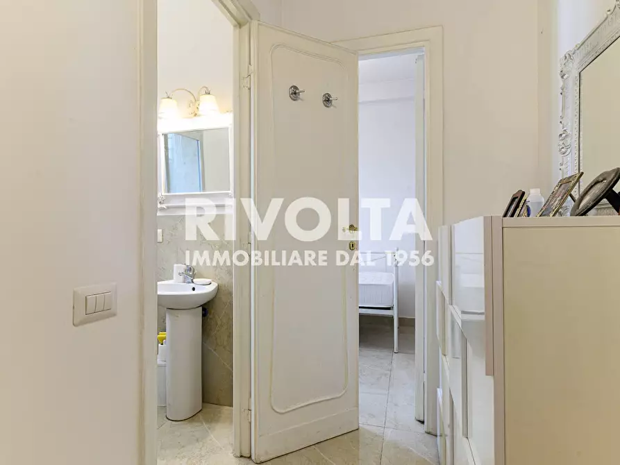 Immagine 22 di Appartamento in vendita  in via ximenes a Roma