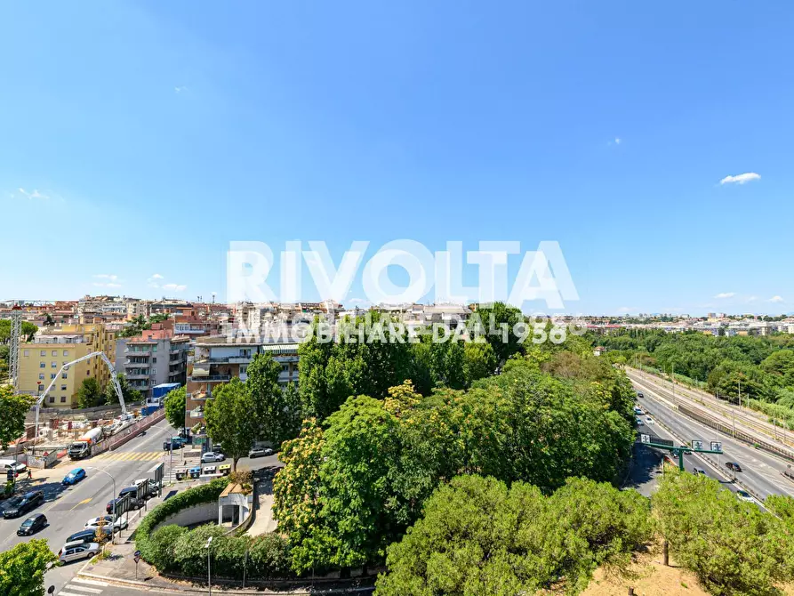 Immagine 7 di Appartamento in vendita  in Viale Somalia a Roma