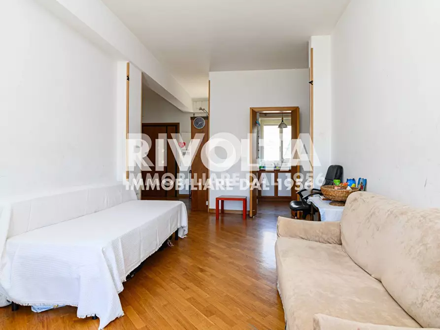 Immagine 11 di Appartamento in vendita  in Viale Somalia a Roma