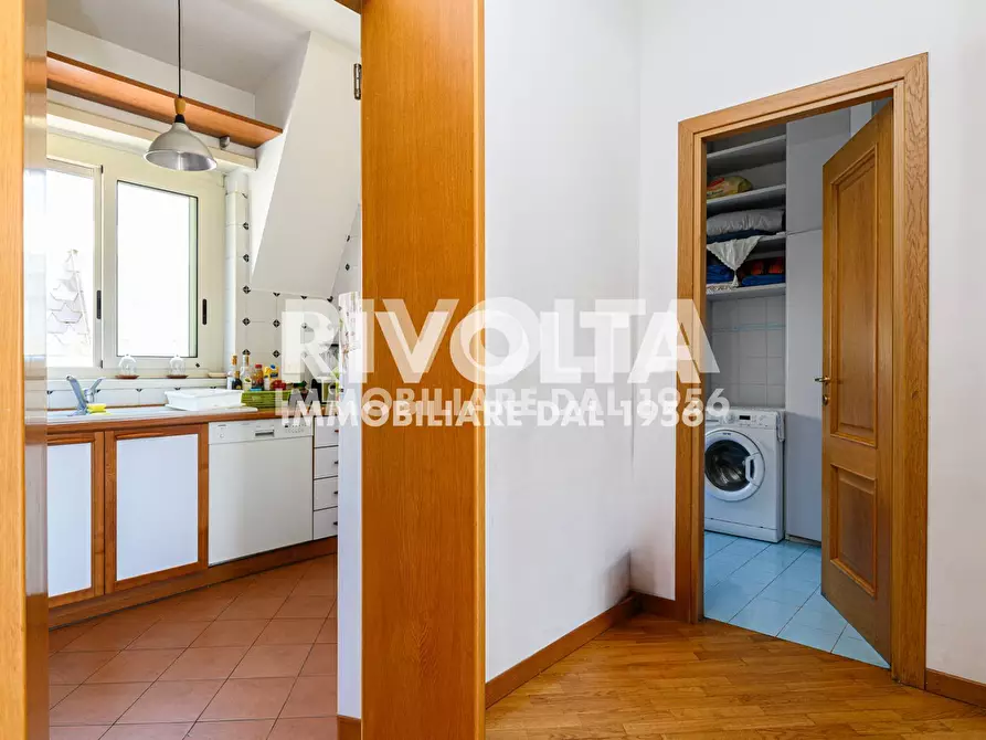 Immagine 13 di Appartamento in vendita  in Viale Somalia a Roma