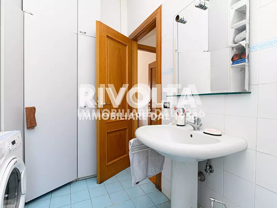 Immagine 25 di Appartamento in vendita  in Viale Somalia a Roma