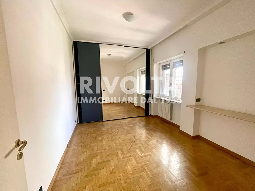 Immagine 21 di Appartamento in vendita  in Via Al Sesto Miglio a Roma