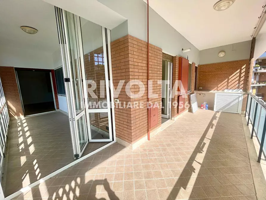 Immagine 22 di Appartamento in vendita  in Via Al Sesto Miglio a Roma