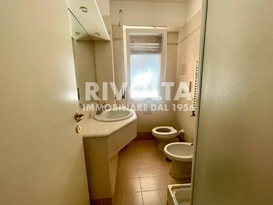 Immagine 23 di Appartamento in vendita  in Via Al Sesto Miglio a Roma