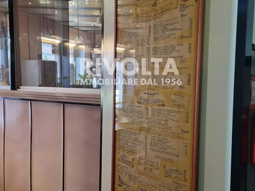 Immagine 7 di Locale commerciale in vendita  in Via Monte Delle Gioie a Roma