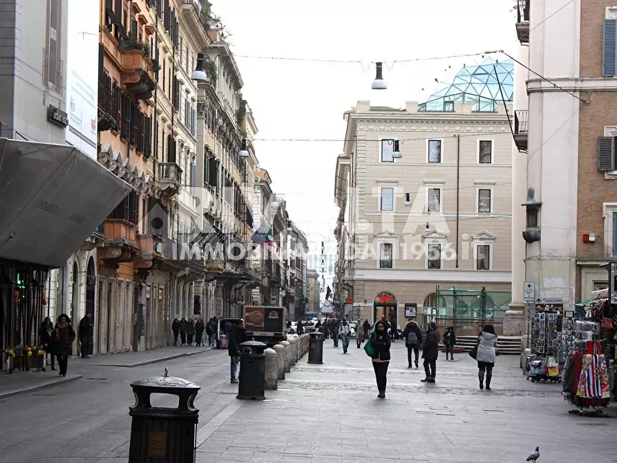 Immagine 17 di Appartamento in affitto  in Via Della Fontanella a Roma