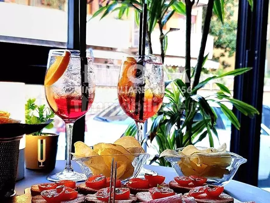 Immagine 2 di Attività commerciale in vendita  in Via Giovanni Villani a Roma