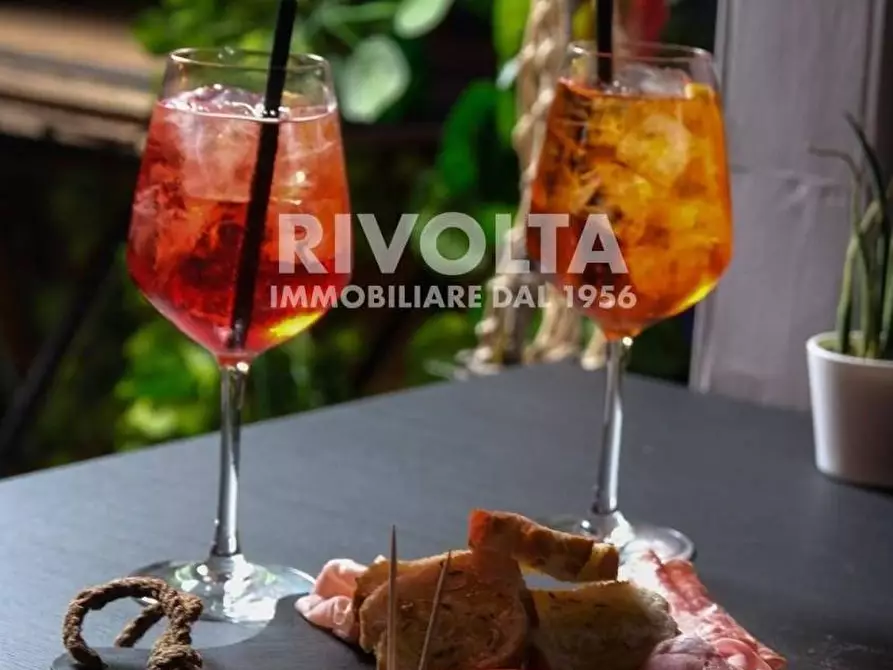 Immagine 11 di Attività commerciale in vendita  in Via Giovanni Villani a Roma