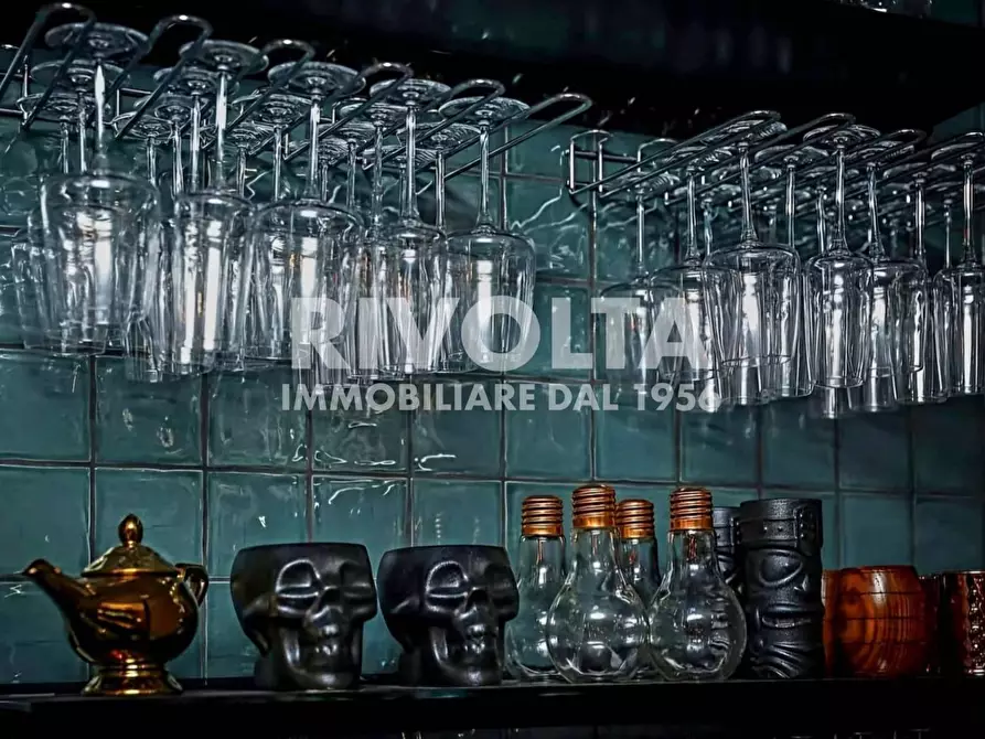 Immagine 20 di Attività commerciale in vendita  in Via Giovanni Villani a Roma