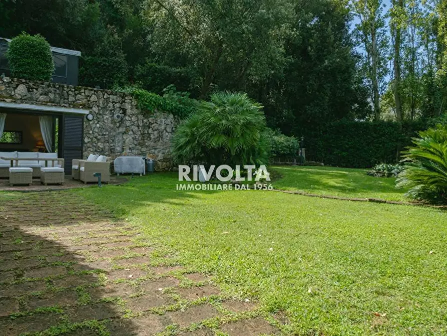 Immagine 2 di Villa in vendita  in LOCALITà LE PIANE a Monte Argentario