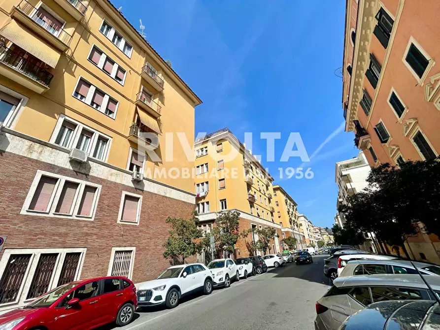 Immagine 1 di Ufficio in vendita  in Via Costantino Corvisieri a Roma