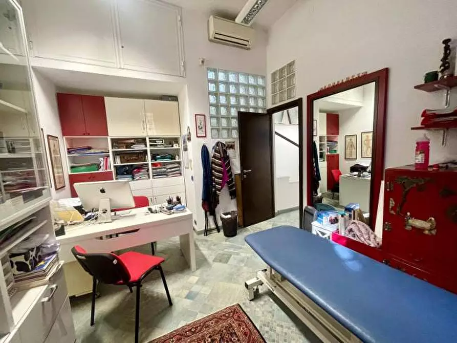 Immagine 7 di Ufficio in vendita  in Via Costantino Corvisieri a Roma