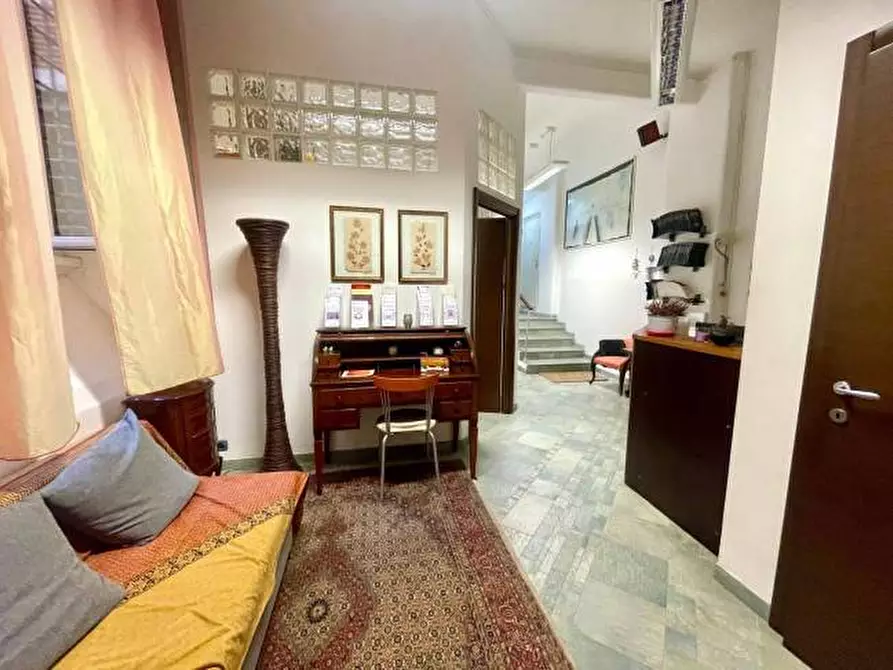 Immagine 12 di Ufficio in vendita  in Via Costantino Corvisieri a Roma