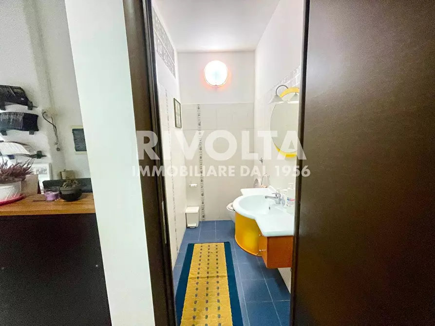 Immagine 16 di Ufficio in vendita  in Via Costantino Corvisieri a Roma