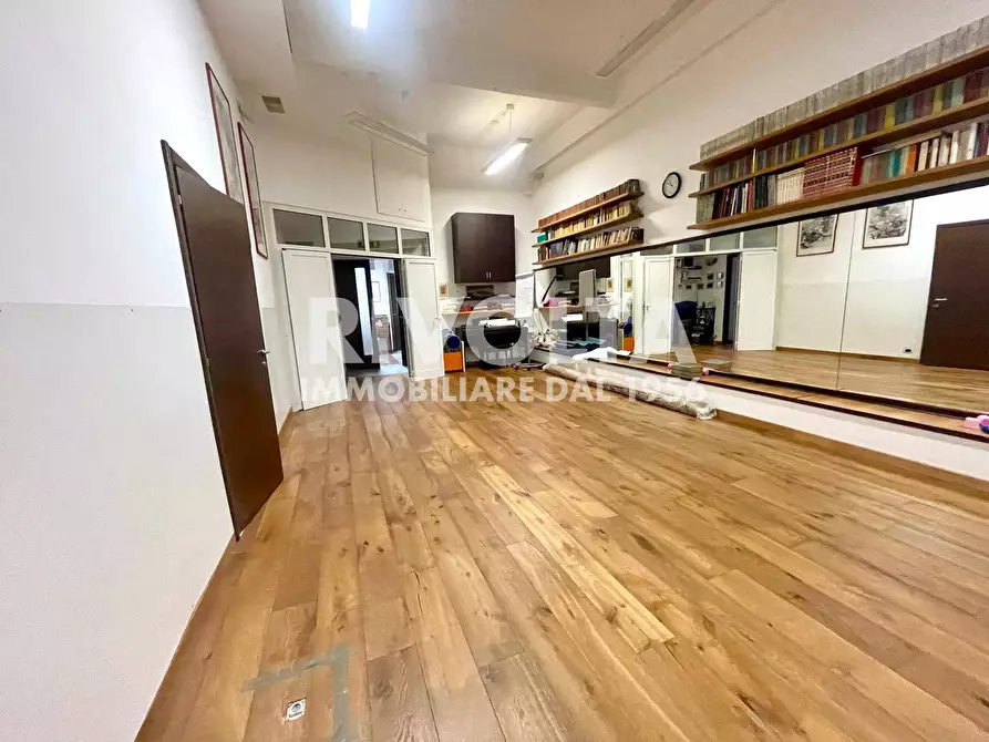 Immagine 18 di Ufficio in vendita  in Via Costantino Corvisieri a Roma