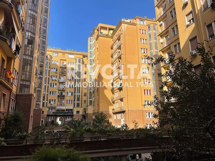 Immagine 22 di Ufficio in vendita  in Via Costantino Corvisieri a Roma